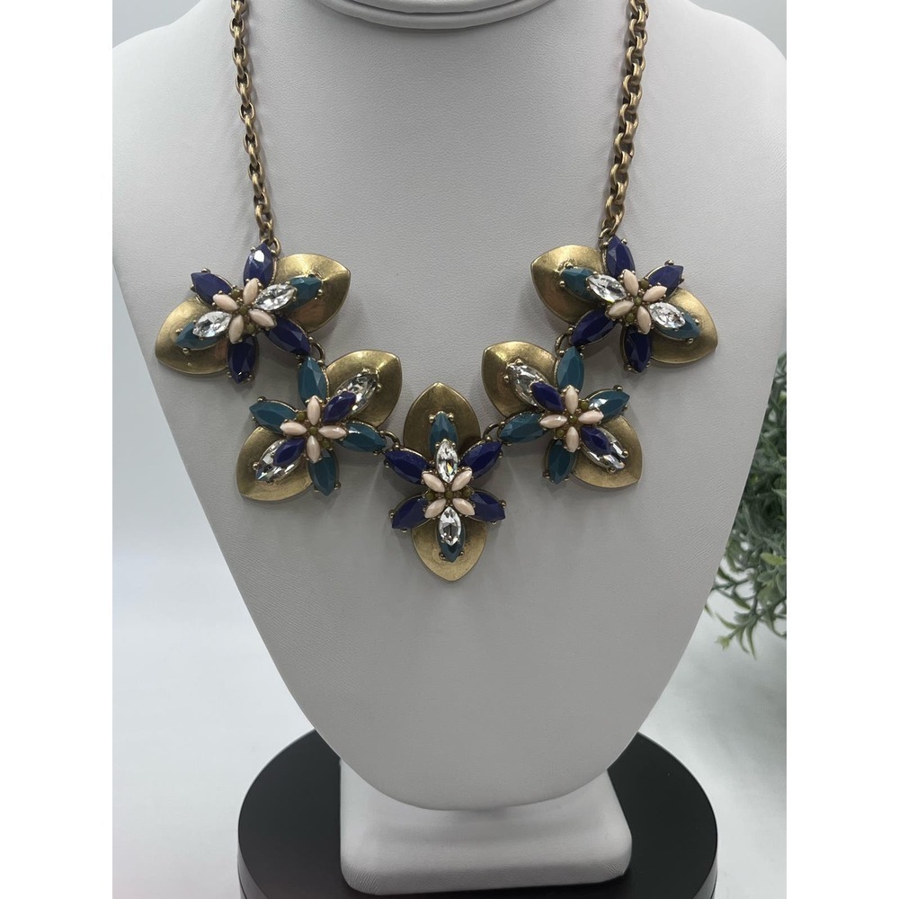 J. CREW Blue Peach Clear
Iridescent Rhinestone‎ Gold Tone Statement Necklace